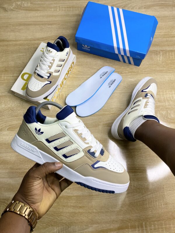 Adidas classic sneakers